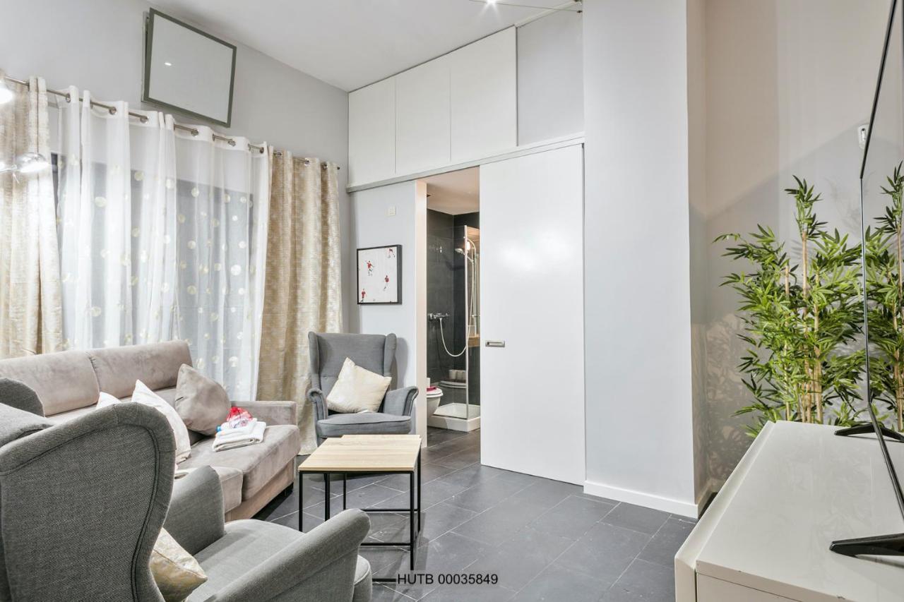 Alcam Les Corts Apartamento Barcelona Exterior foto